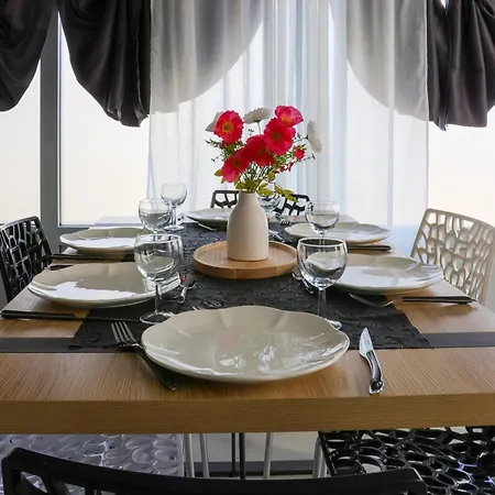 Logis De La Trinité - Appt Climatisé *