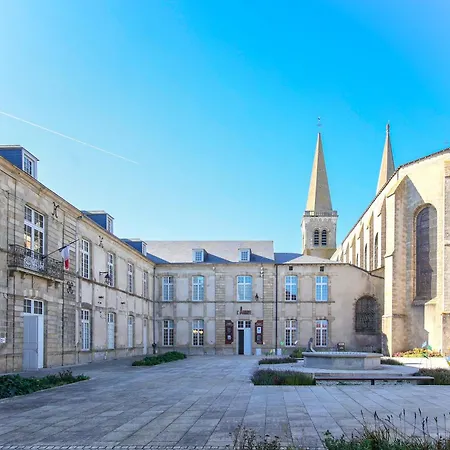 Logis De La Trinité - Appt Climatisé *